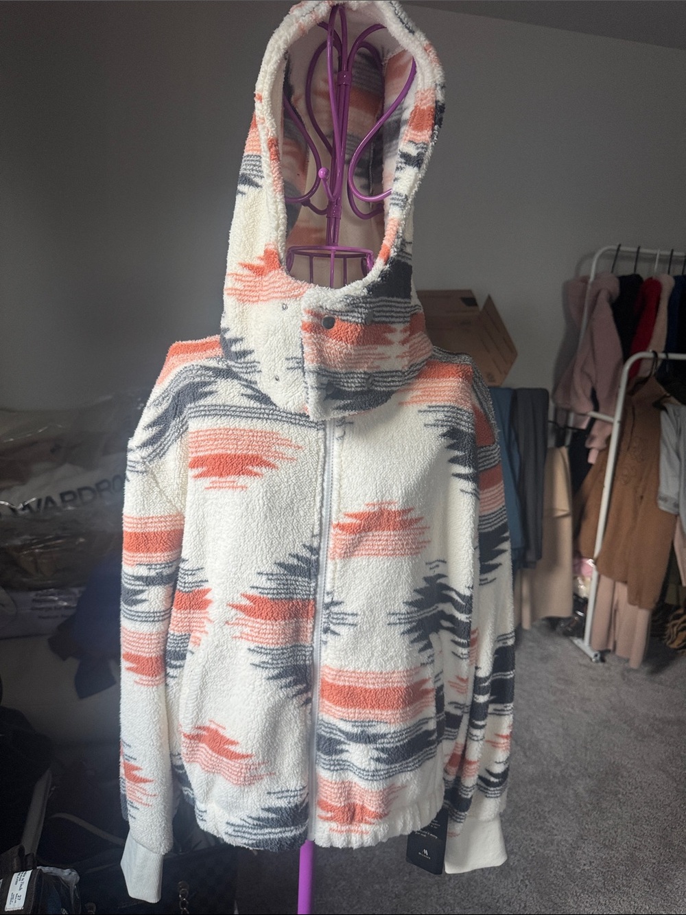 Micoson Hooded Sherpa Jacket in Cream with Coral & Gray Print